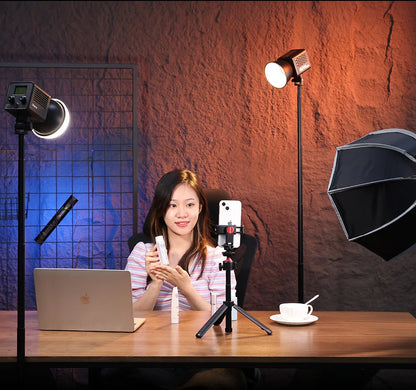 Ulanzi L023 40W Pro | Luz de Video COB Bi-Color 2500K-6500K con Montura Mini Bowens y Batería 3400mAh